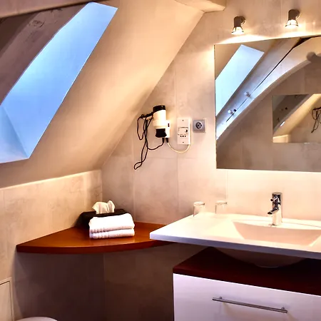 Restaurant Relais De La Poste - Strasbourg Nord 호텔 3*