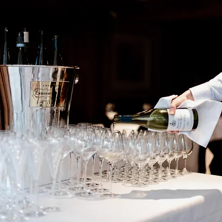 Hotel Restaurant Relais De La Poste - Strasbourg Nord