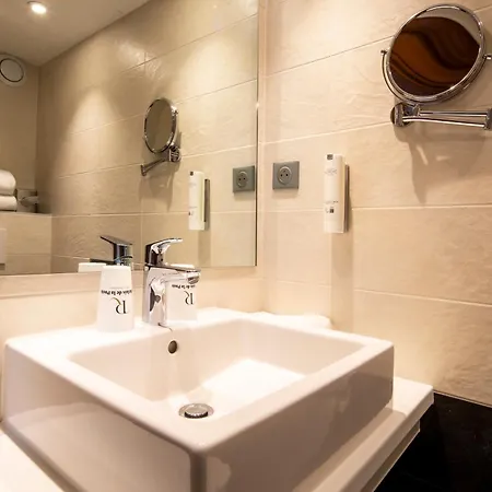 호텔 Restaurant Relais De La Poste - Strasbourg Nord 3*