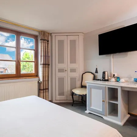 Restaurant Relais De La Poste - Strasbourg Nord 3* لا وانتزيناو