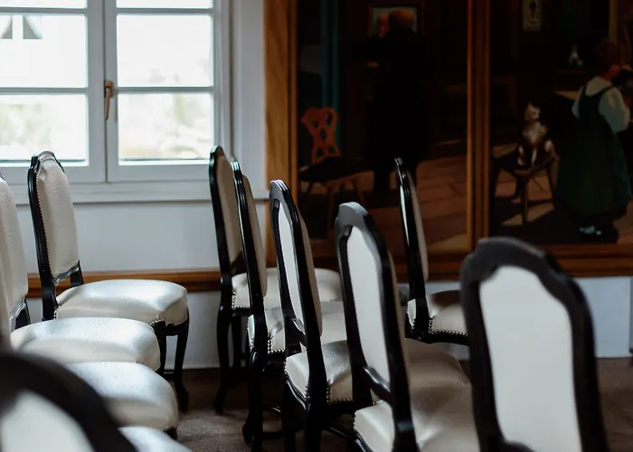 Restaurant Relais De La Poste - Strasbourg Nord 拉·旺泽瑙