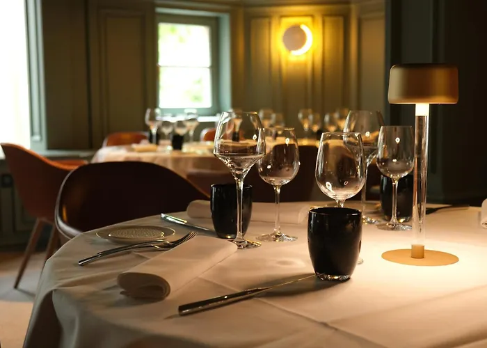 Restaurant Relais De La Poste - Strasbourg Nord 拉·旺泽瑙